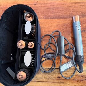 Dyson AirWrap  Styling Set with Attachments